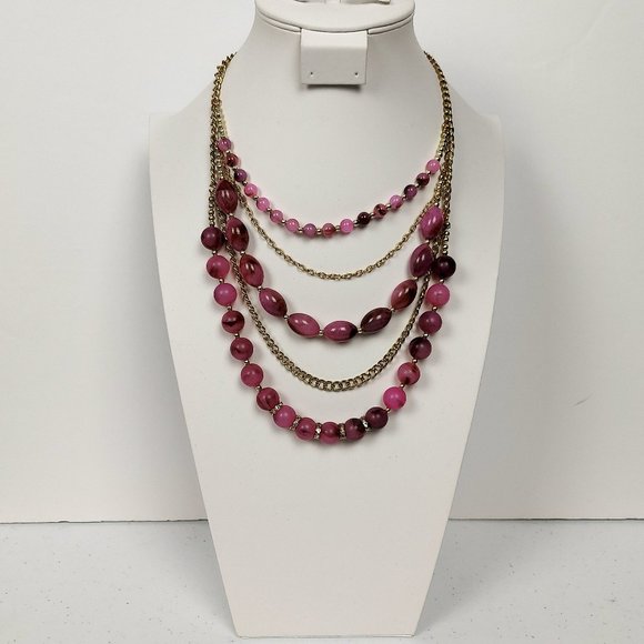 NWT BALLET LAYERED MAUVE & MAGENTA BEADED NECKLACE WITH CRYSTAL ACCENTS - Picture 2 of 9